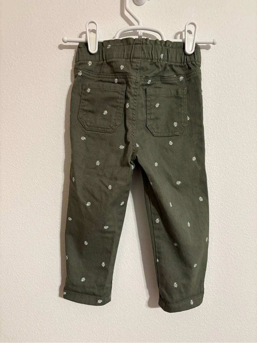 Osh Kosh Green Daisy Print Pants size 3T - 98% cotton